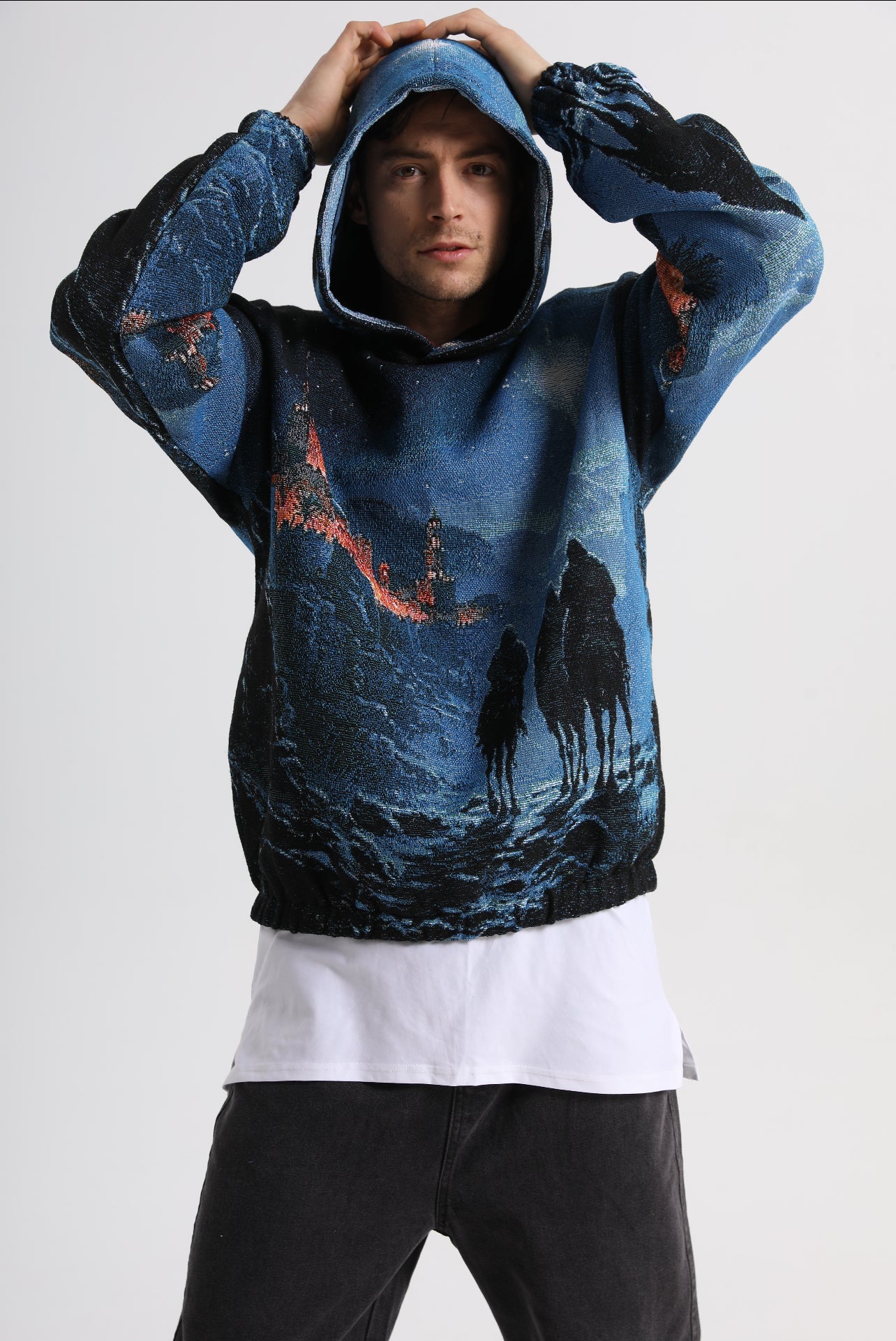 "THREE WISE MEN" TAPESTRY JACQUARD FABRIC PULLOVER HOODIE