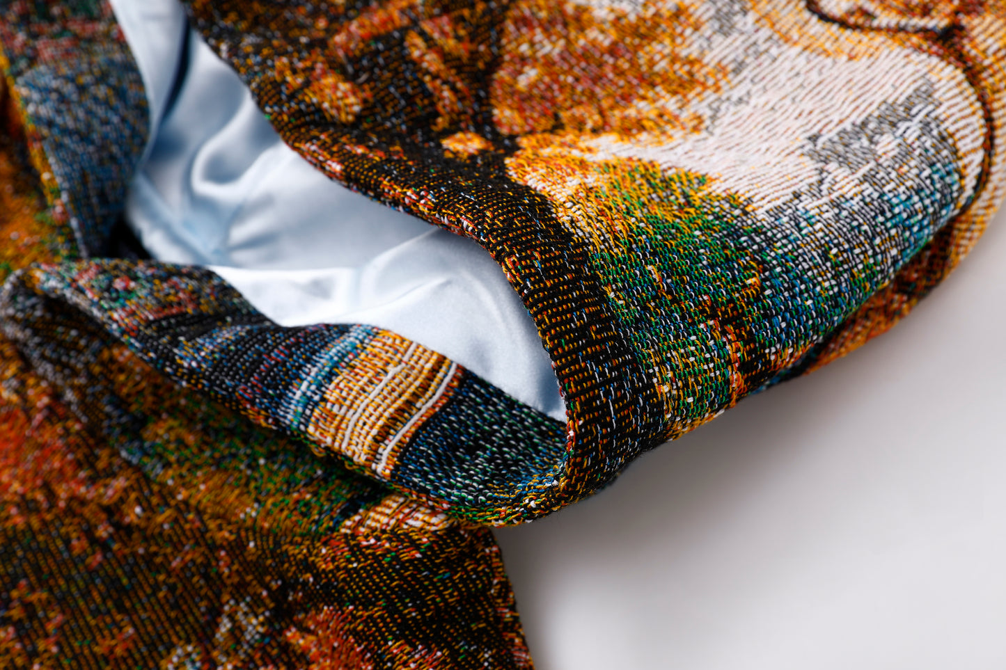 "HEAVENS MEADOW" TAPESTRY JACQUARD FABRIC PULLOVER HOODIE