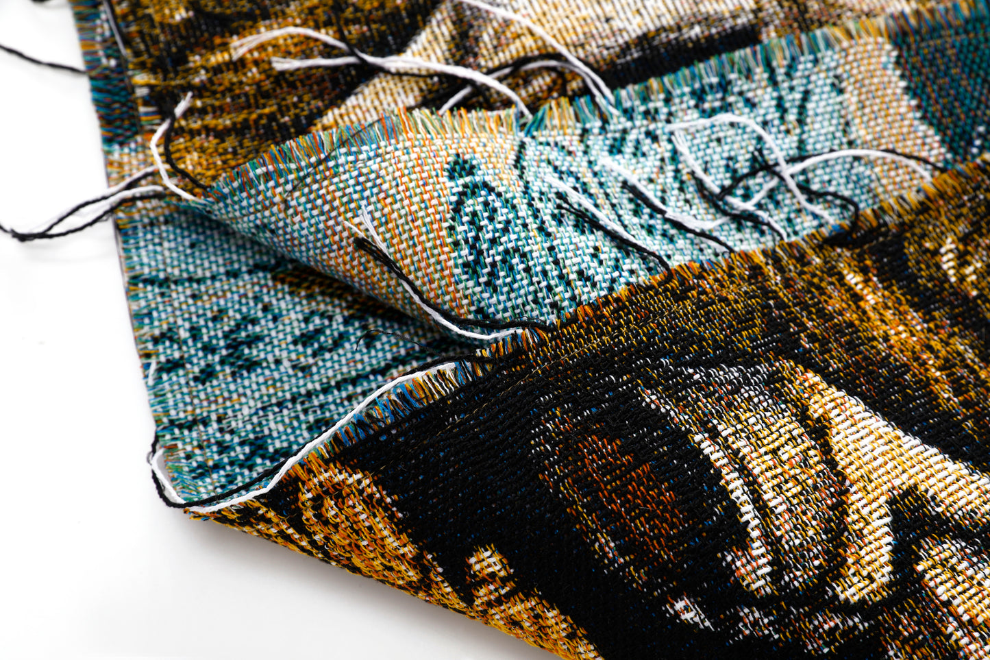 "ST. GEORGE" TAPESTRY JACQUARD FABRIC FRAYED SWEATER